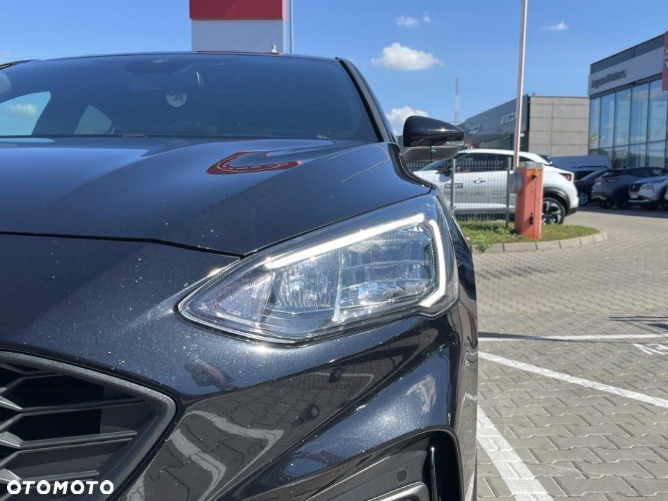 Ford Focus - 8