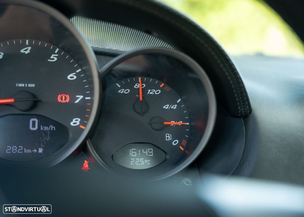 Porsche Cayman 2.7 - 30