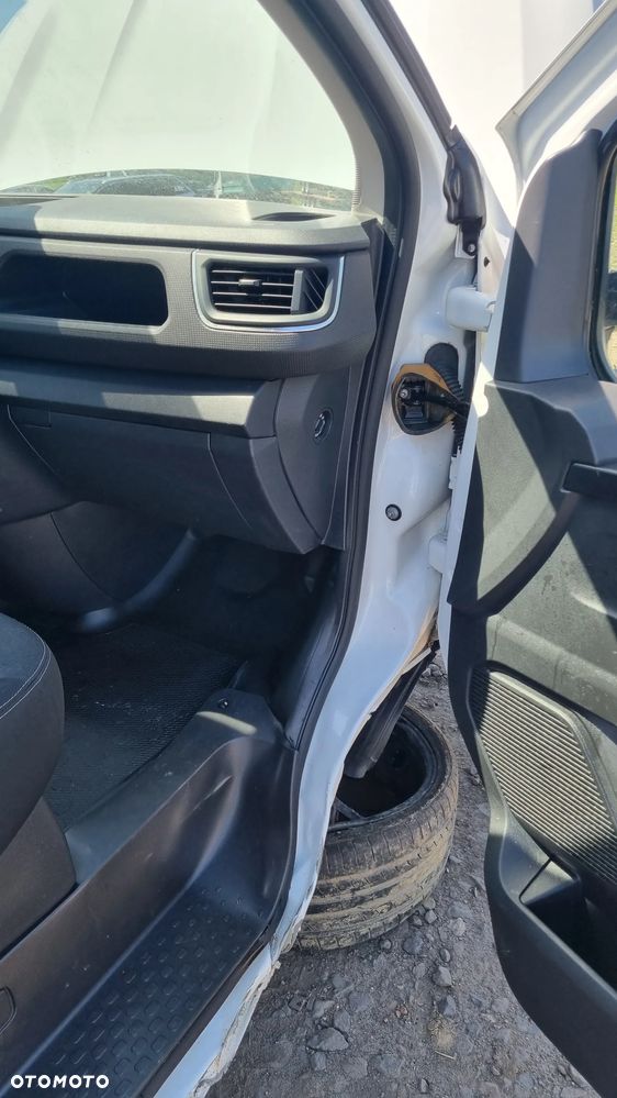 Renault Trafic - 37