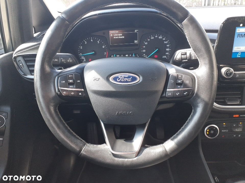Ford Fiesta 1.1 S&S COOL&CONNECT - 9