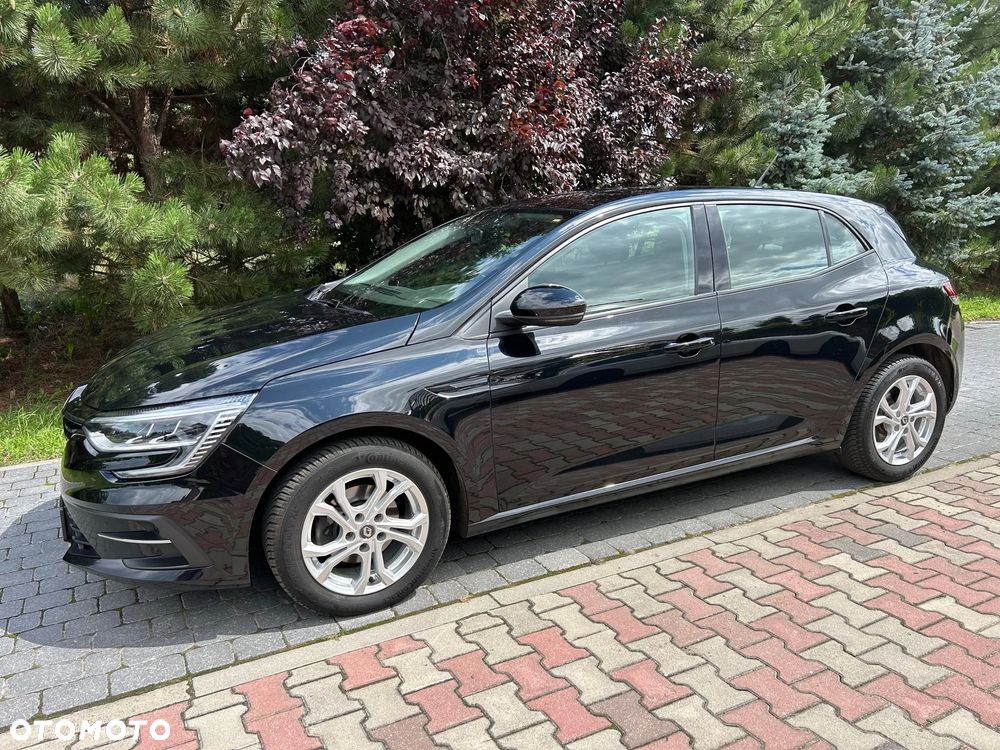 Renault Megane 1.0 TCe Life - 3