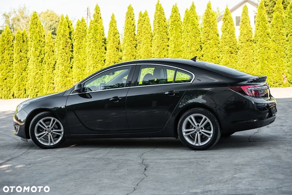Opel Insignia - 10