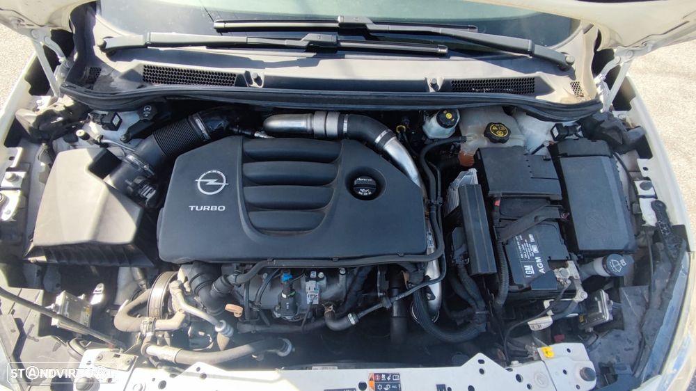 Opel Astra GTC OPC 2.0 T - 15