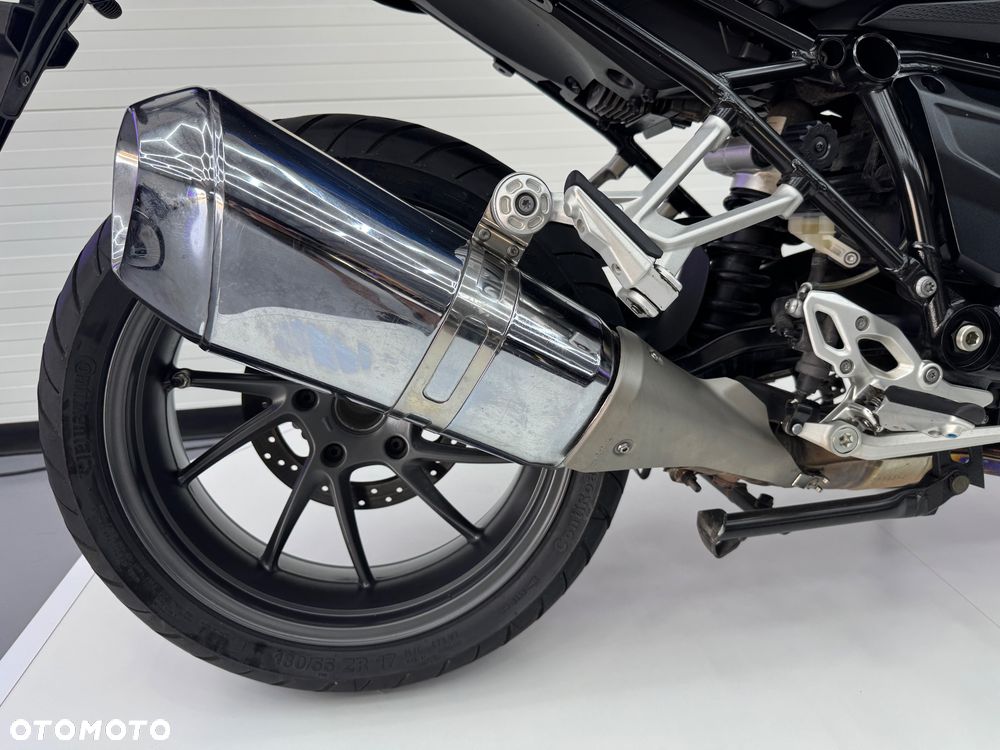 BMW RS - 19
