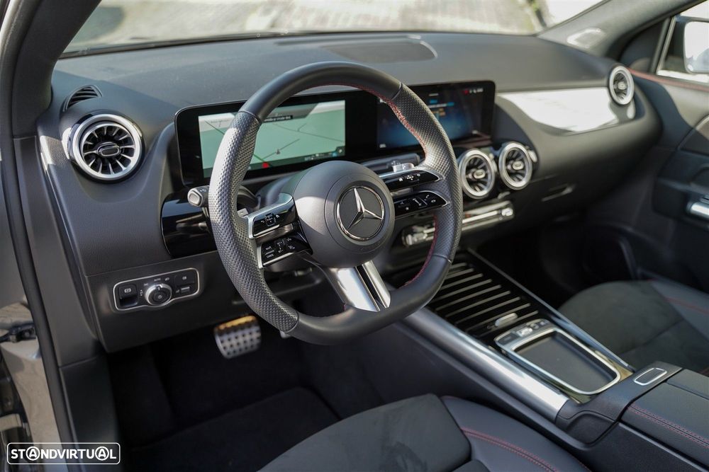 Mercedes-Benz GLA 250 e AMG Line - 30