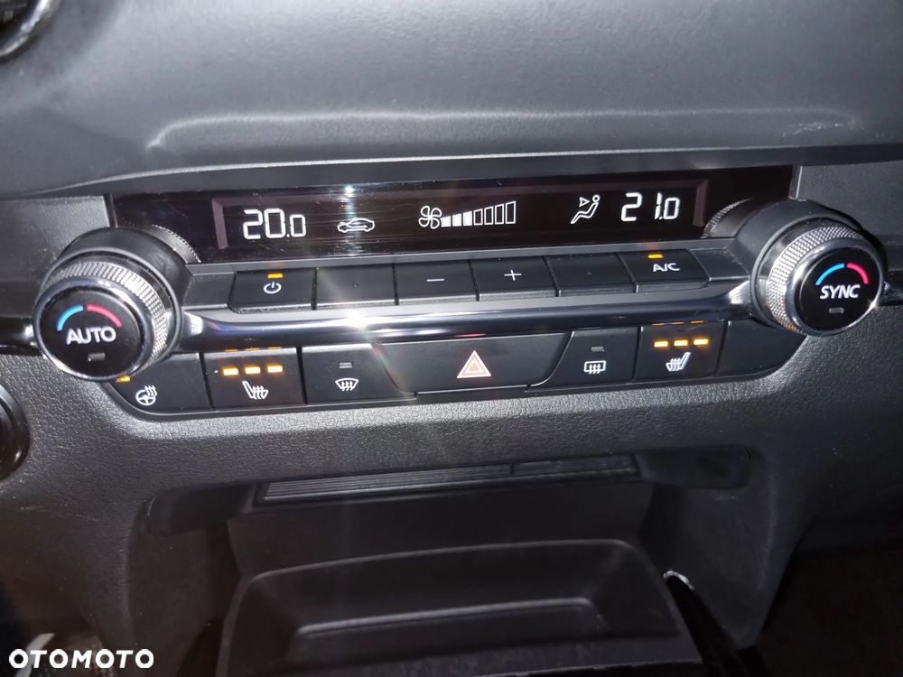 Mazda CX-30 SKYACTIV-X 2.0 M-Hybrid SELECTION - 37