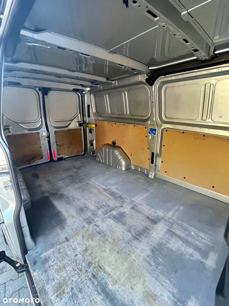 Ford Transit Custom - 12