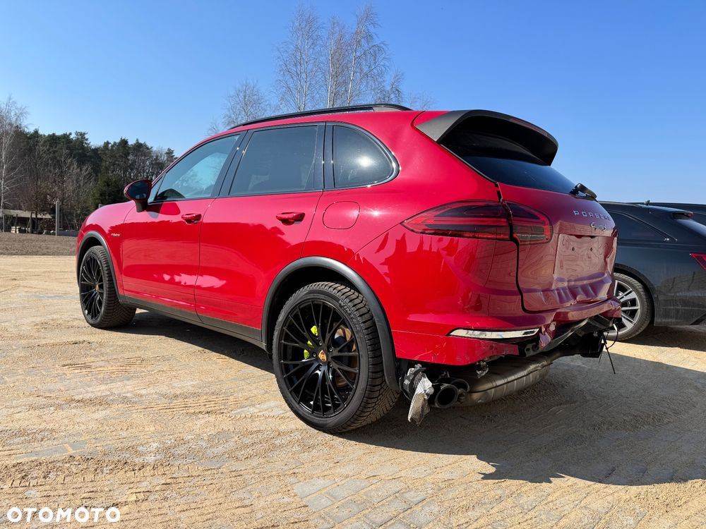 Porsche Cayenne S E-Hybrid - 6
