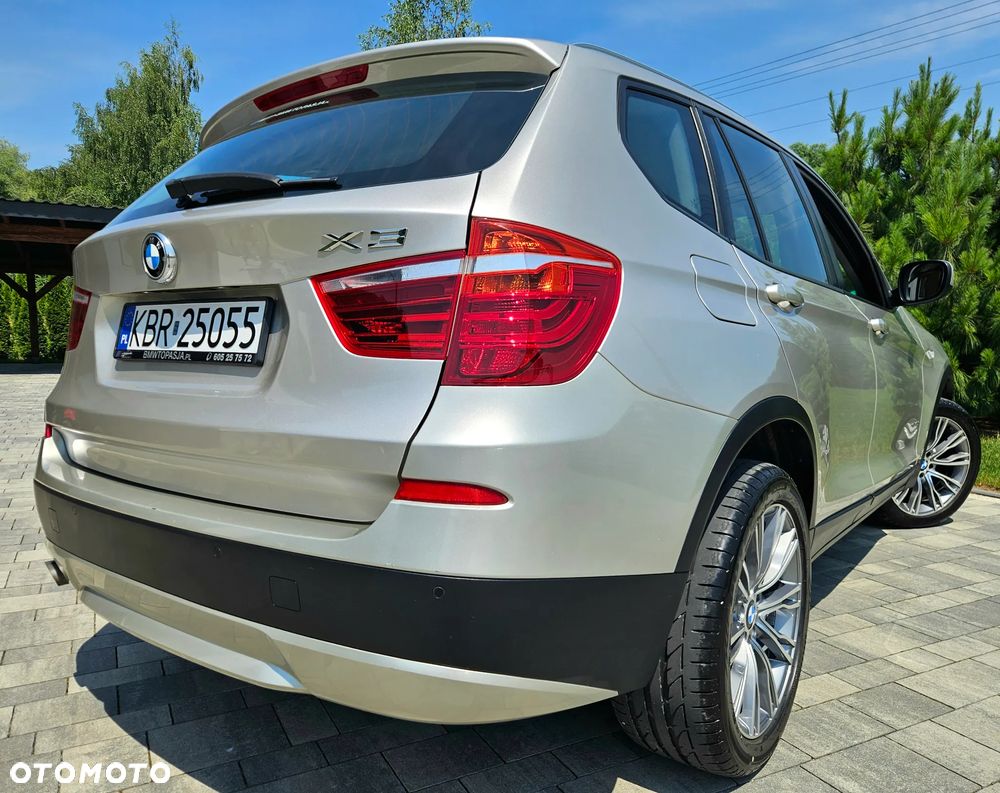 BMW X3 xDrive20d - 16