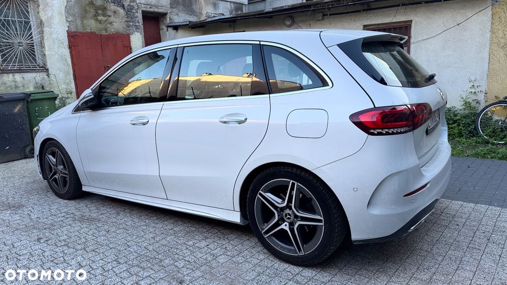 Mercedes-Benz Klasa B 220 d AMG Line 8G-DCT - 10