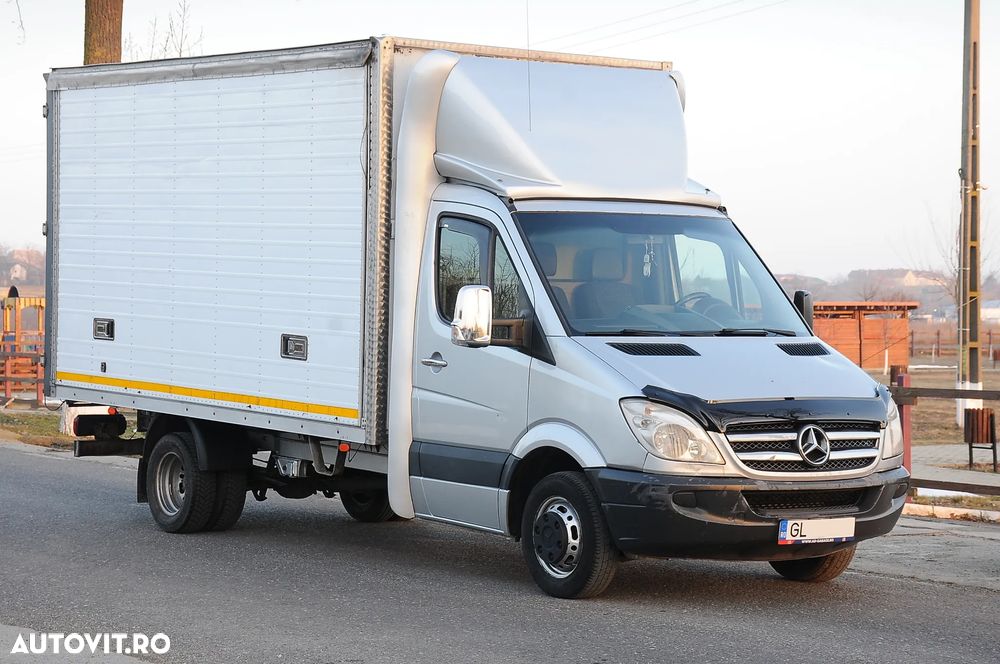 Mercedes-Benz Sprinter - 1