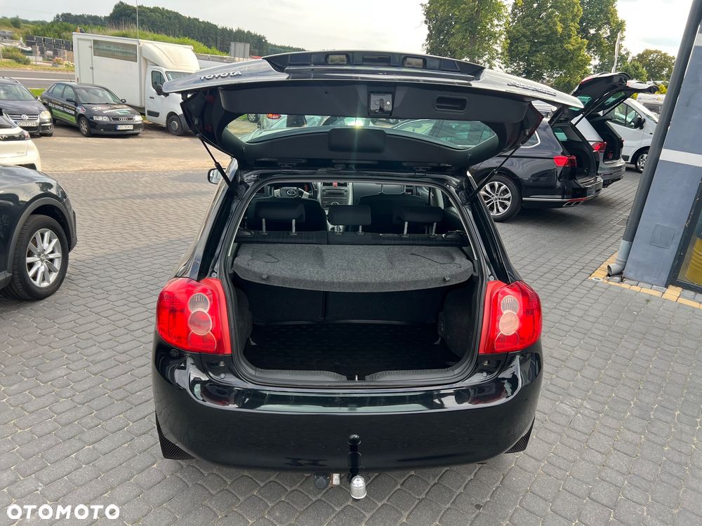Toyota Auris 1.4 D-4D 2010 - 29