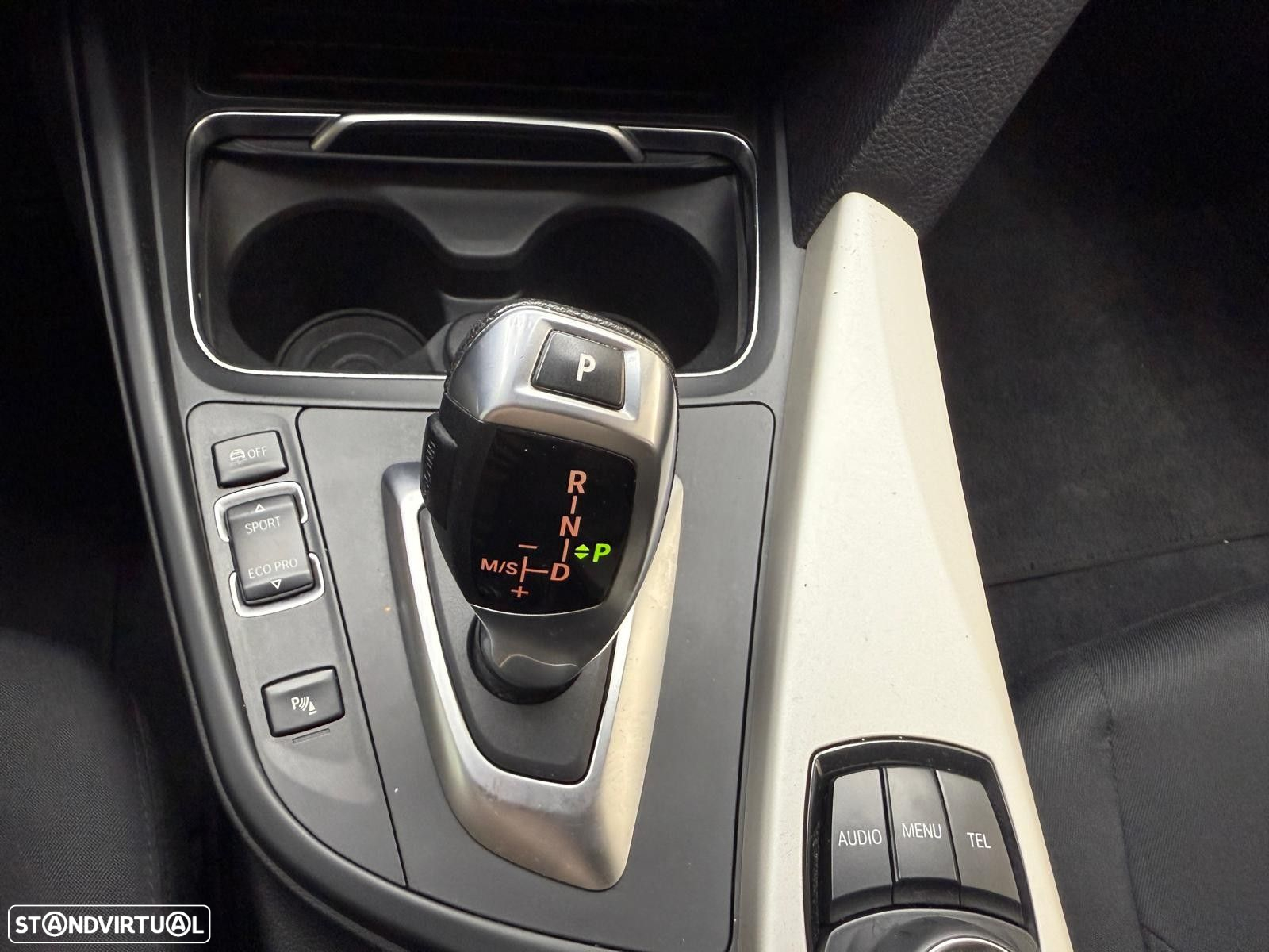 BMW 318 d Line Sport Auto - 27