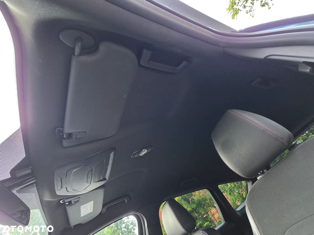 Ford Kuga 2.0 TDCi 4x4 ST-Line - 31