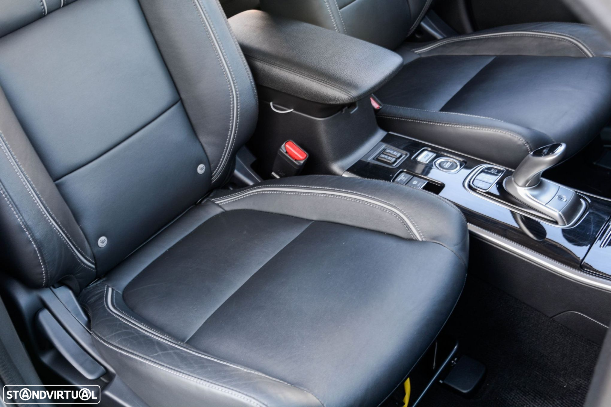 Mitsubishi Outlander 2.4 PHEV Instyle - 13
