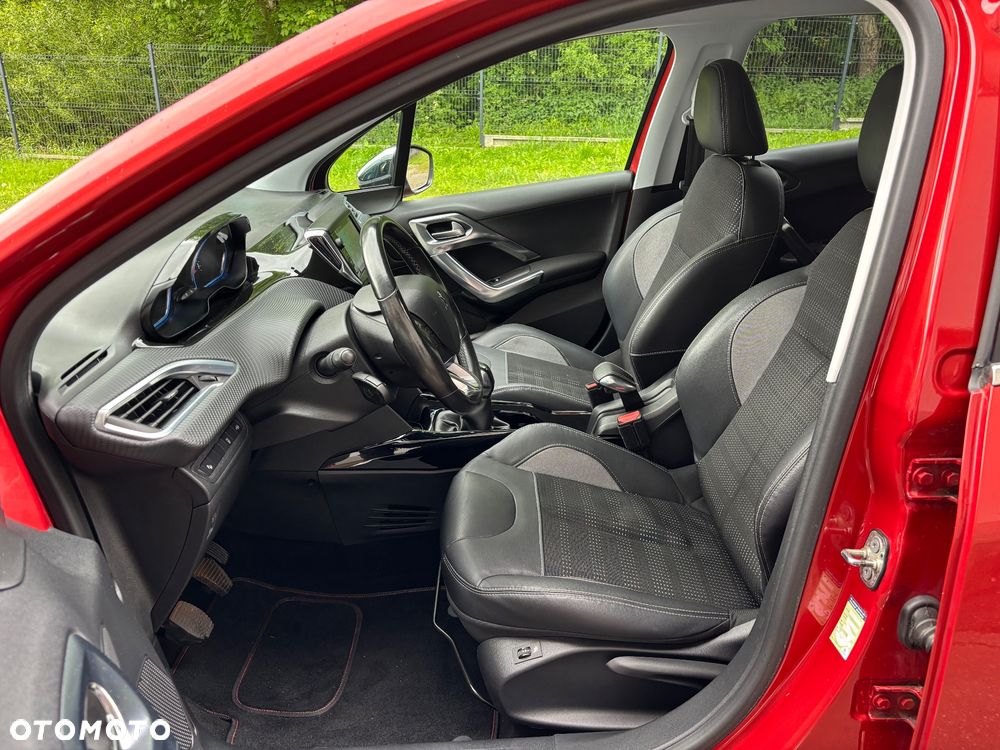 Peugeot 2008 1.6 VTi Allure - 11