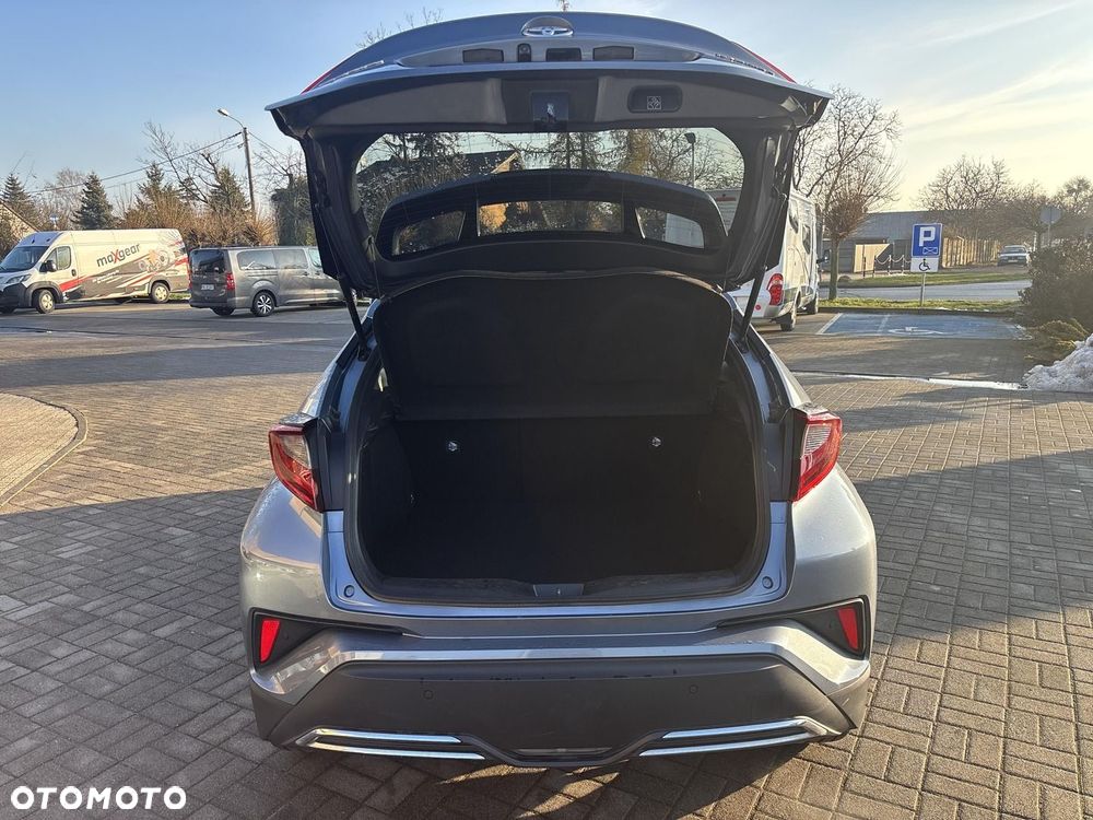 Toyota C-HR - 15