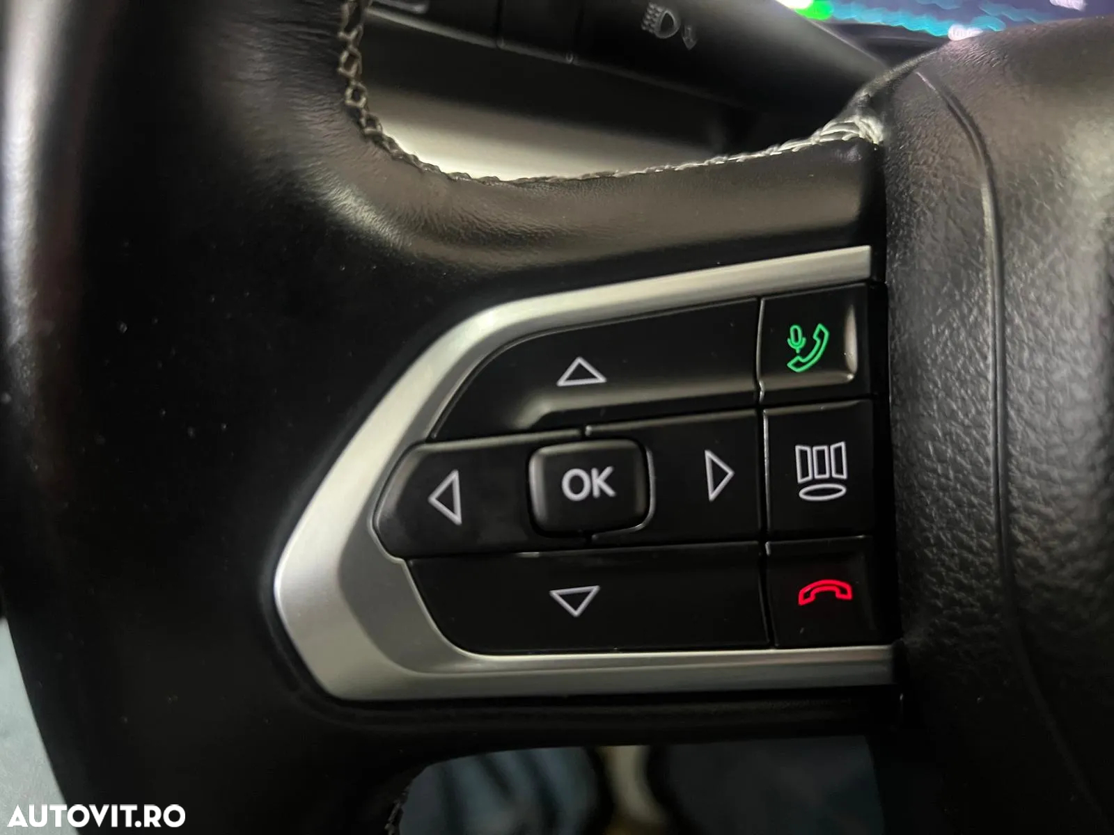 Jeep Compass 1.3 T4 4xe PLUG-IN HYBRID Automatik S - 28