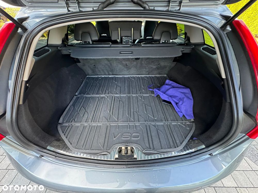 Volvo V60 D2 Geartronic Momentum - 7