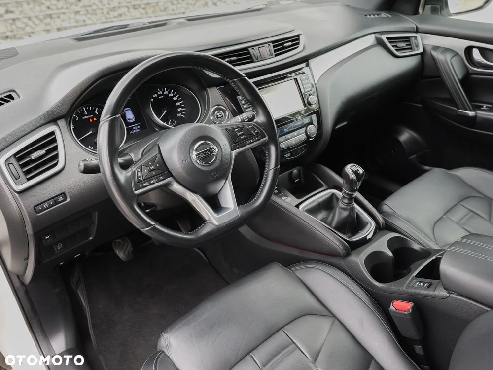 Nissan Qashqai 1.6 DIG-T TEKNA+ - 14