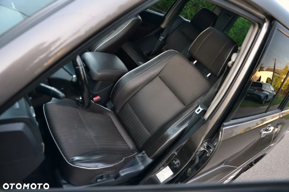 Mitsubishi Pajero 3.2 DID Elegance - 17