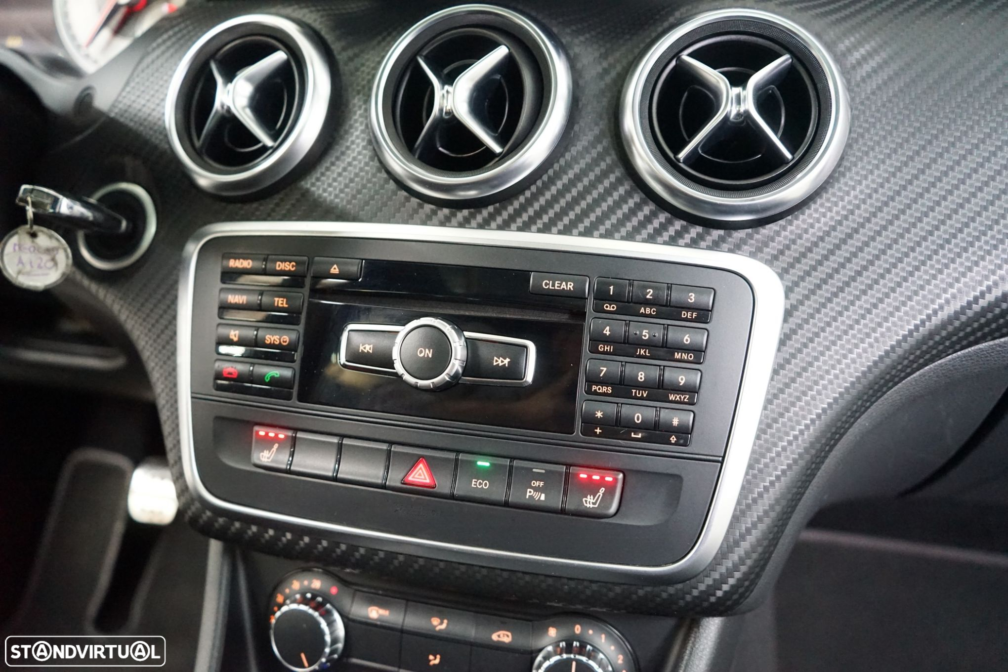 Mercedes-Benz A 180 d AMG Line - 27
