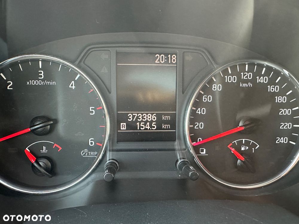 Nissan X-Trail 2.0 dCi SE - 11