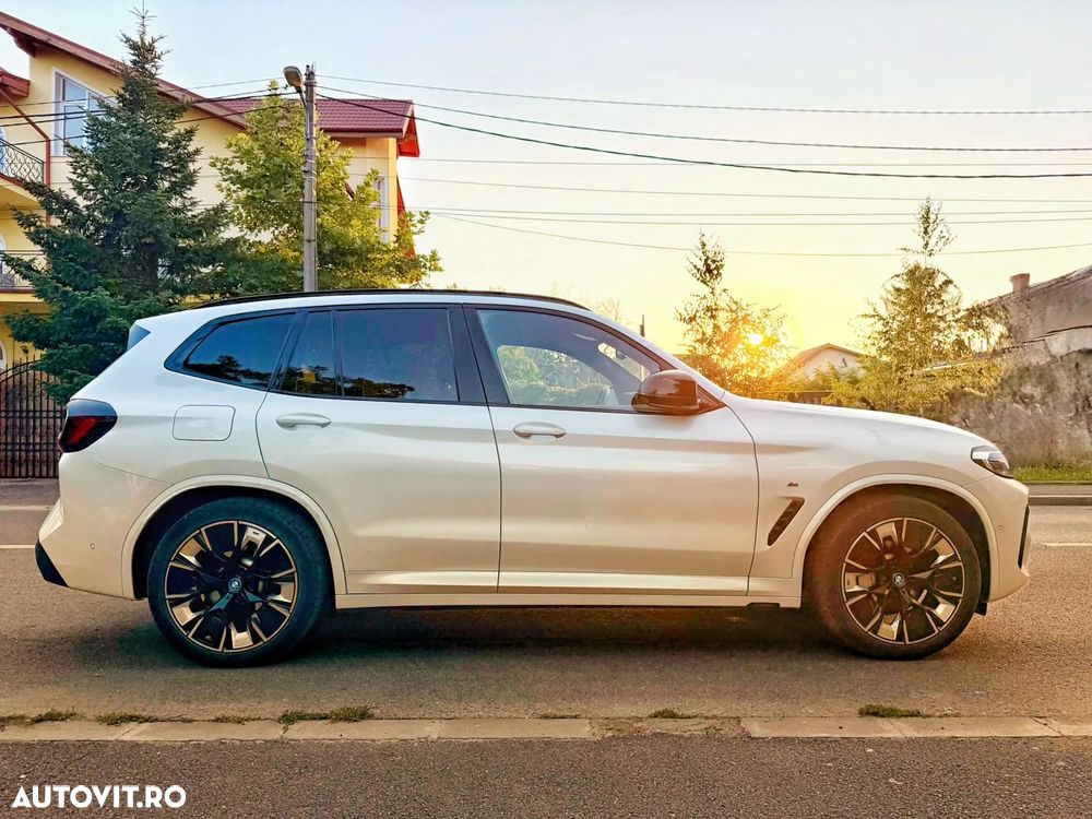 BMW iX3 - 10