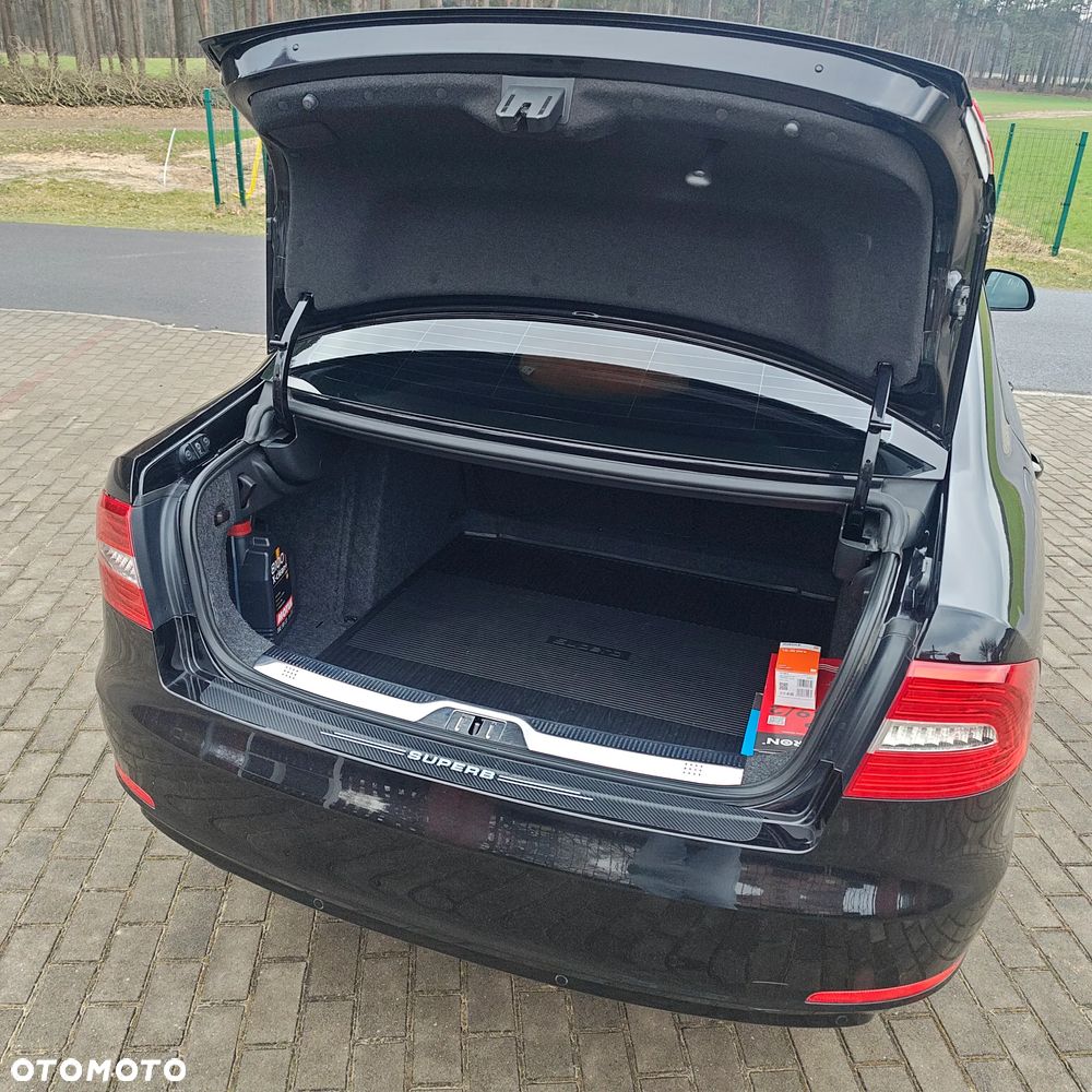 Skoda Superb 1.6 TDI Active - 10