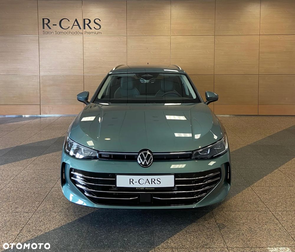 Volkswagen Passat 2.0 TDI SCR 4Mot Elegance DSG - 3