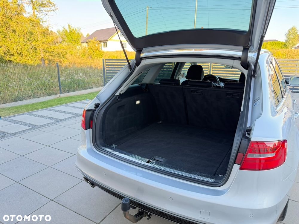 Audi A4 Avant 2.0 TDI DPF quattro S line Sportpaket - 15