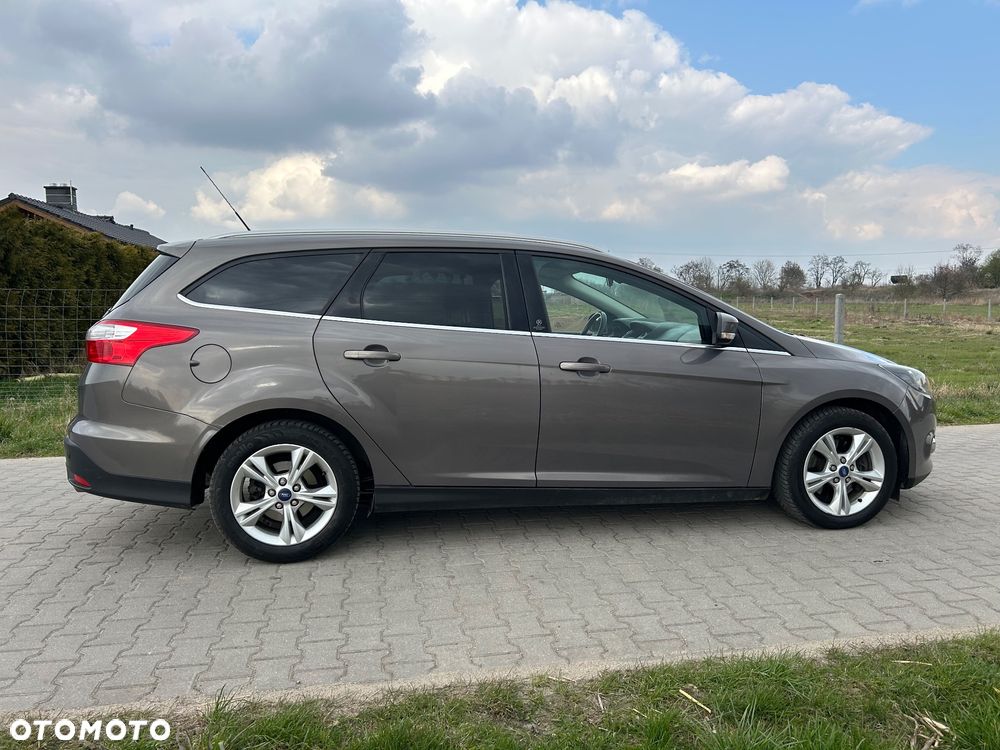 Ford Focus 2.0 TDCi DPF Champions Edition - 10