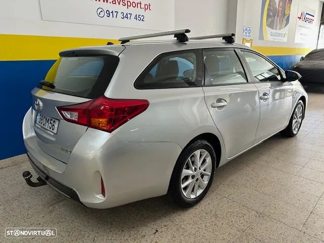 Toyota Auris Touring Sports 1.33 VVT-i Comfort +J16+Navi - 3