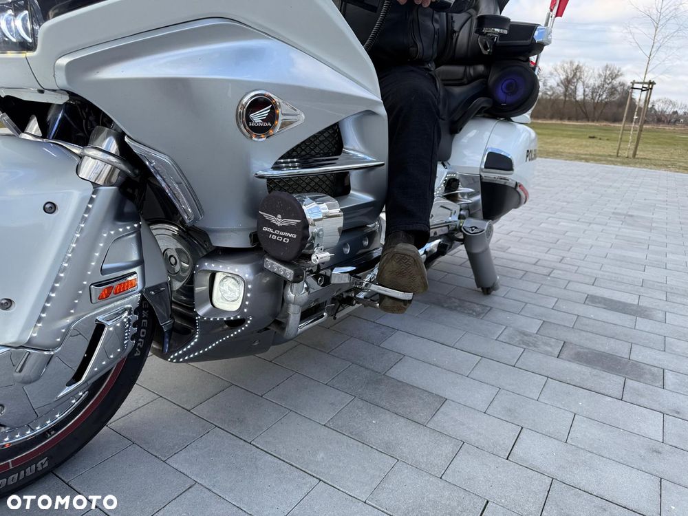 Honda GL - 11