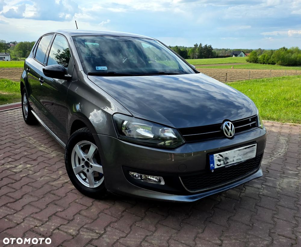 Volkswagen Polo - 2