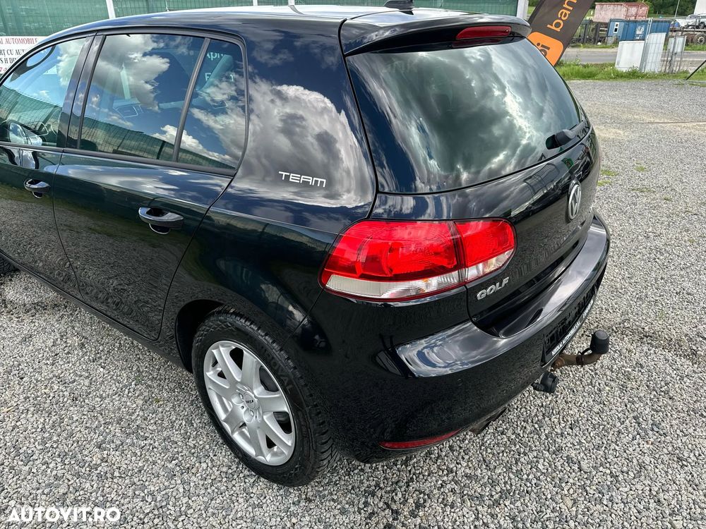 Volkswagen Golf - 23