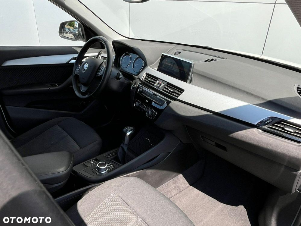 BMW X1 xDrive25e Advantage - 17