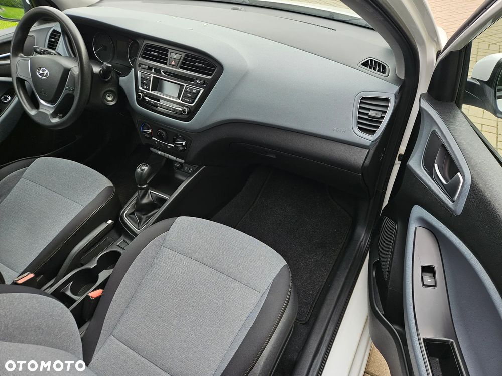 Hyundai i20 1.2 Select - 18