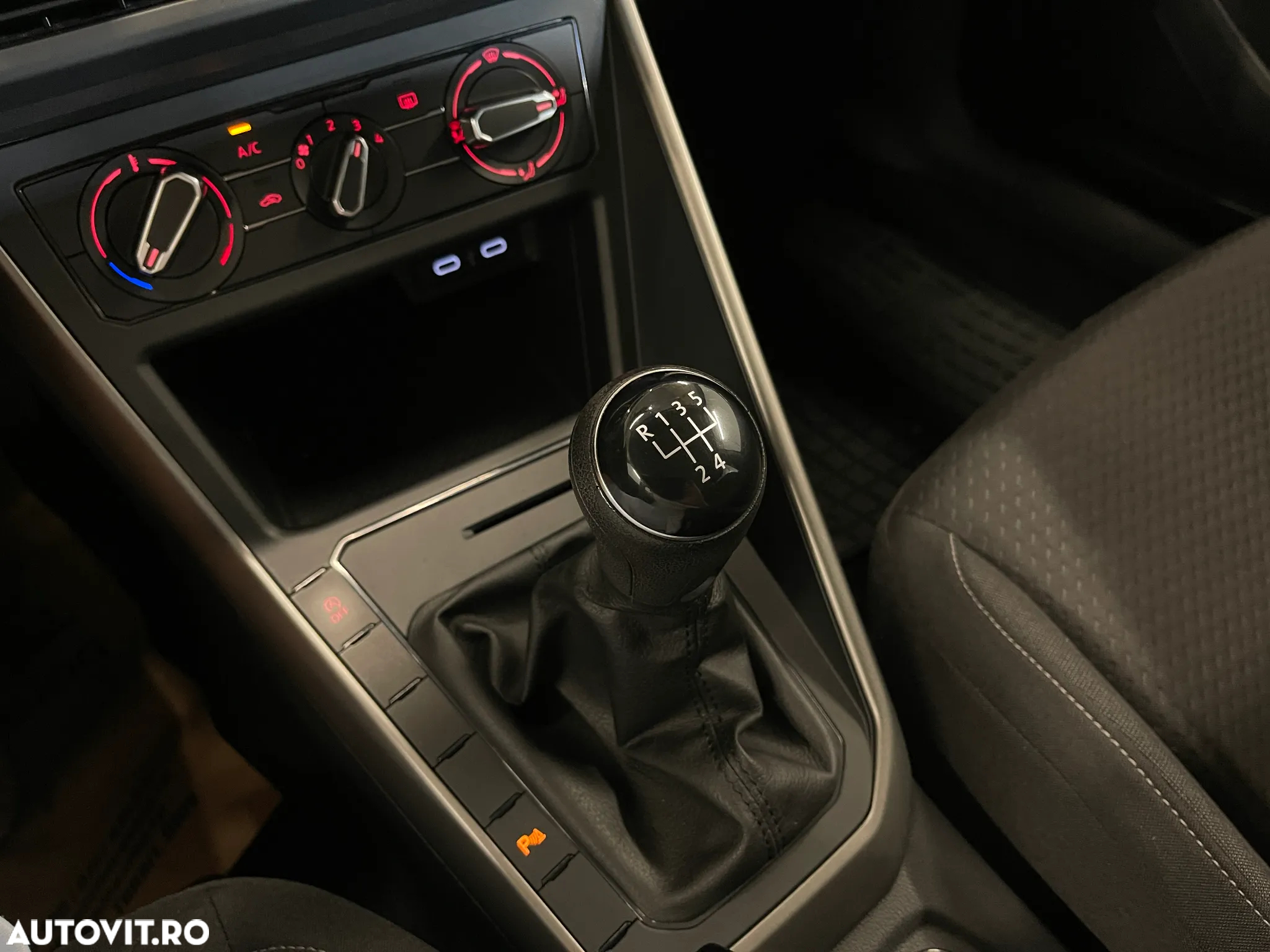 Volkswagen Polo 1.6 TDI Comfortline - 20