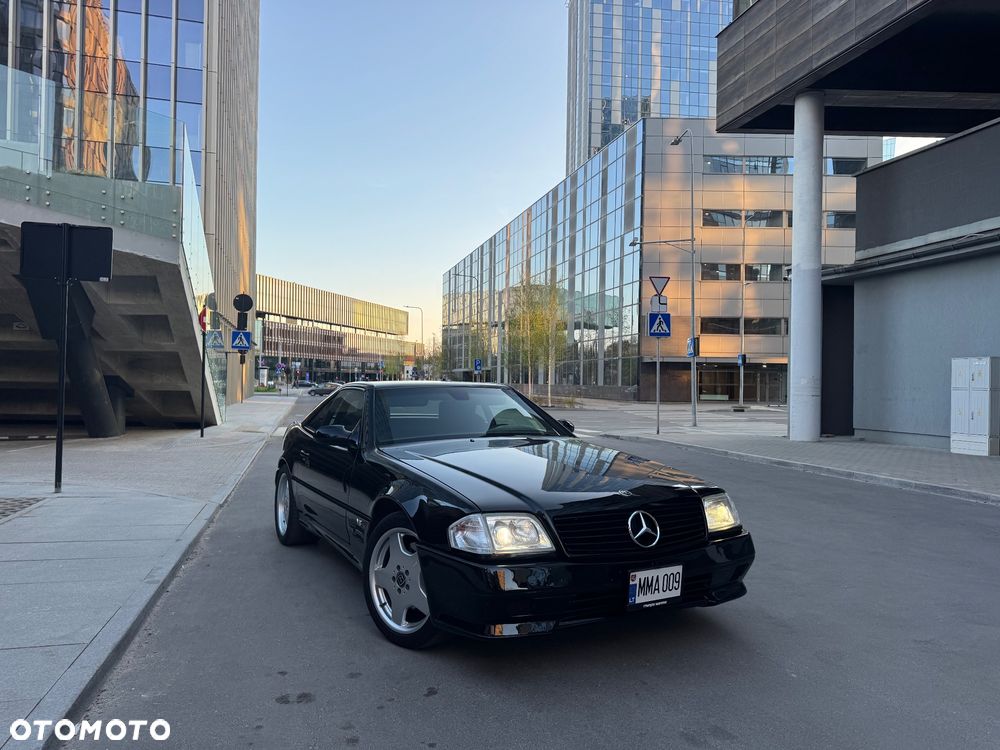 Mercedes-Benz SL - 1