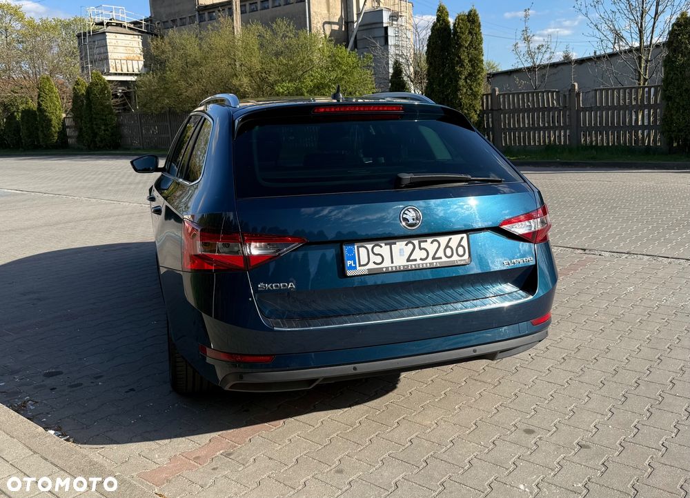 Skoda Superb 2.0 TDI Ambition - 7