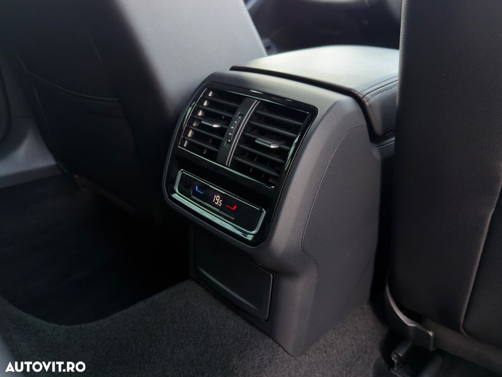 Volkswagen Passat 2.0 TDI SCR DSG Elegance - 30