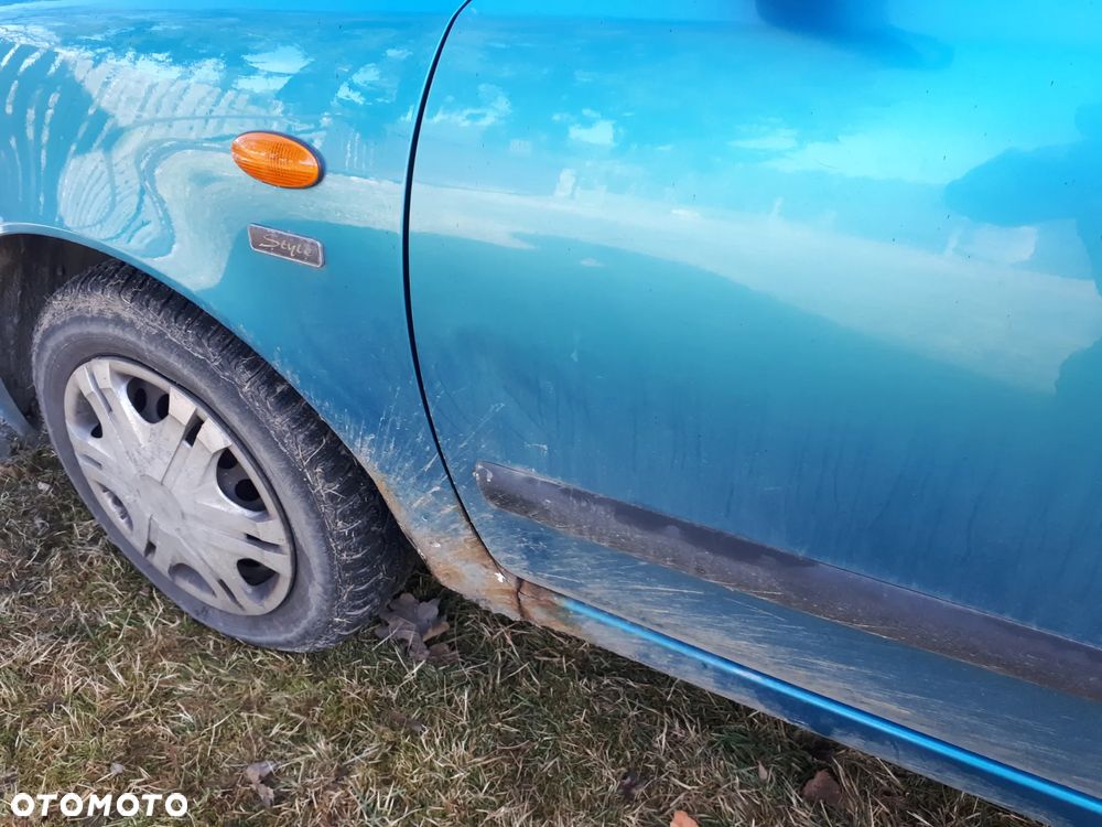 Nissan Micra - 3