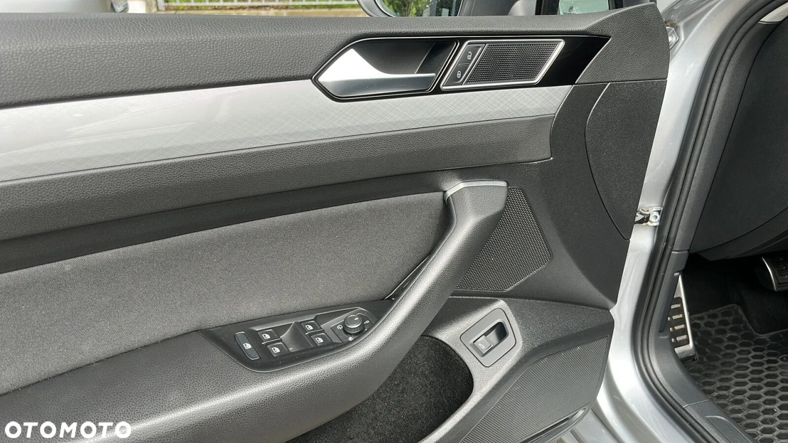 Volkswagen Passat 2.0 TDI EVO Business DSG - 12