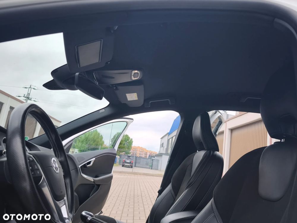 Volvo V40 D4 RDesign - 26