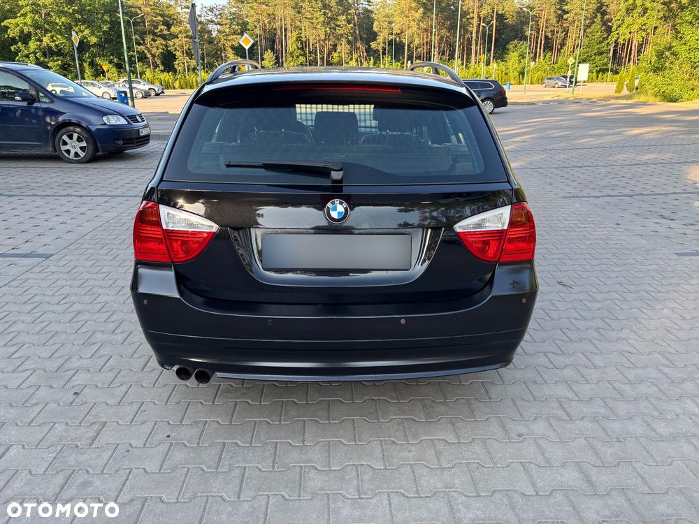 BMW Seria 3 325i - 10