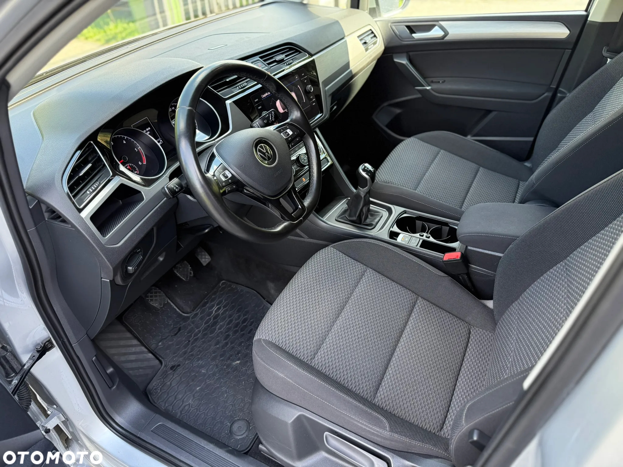 Volkswagen Touran 2.0 TDI BMT SCR Comfortline Plus - 12