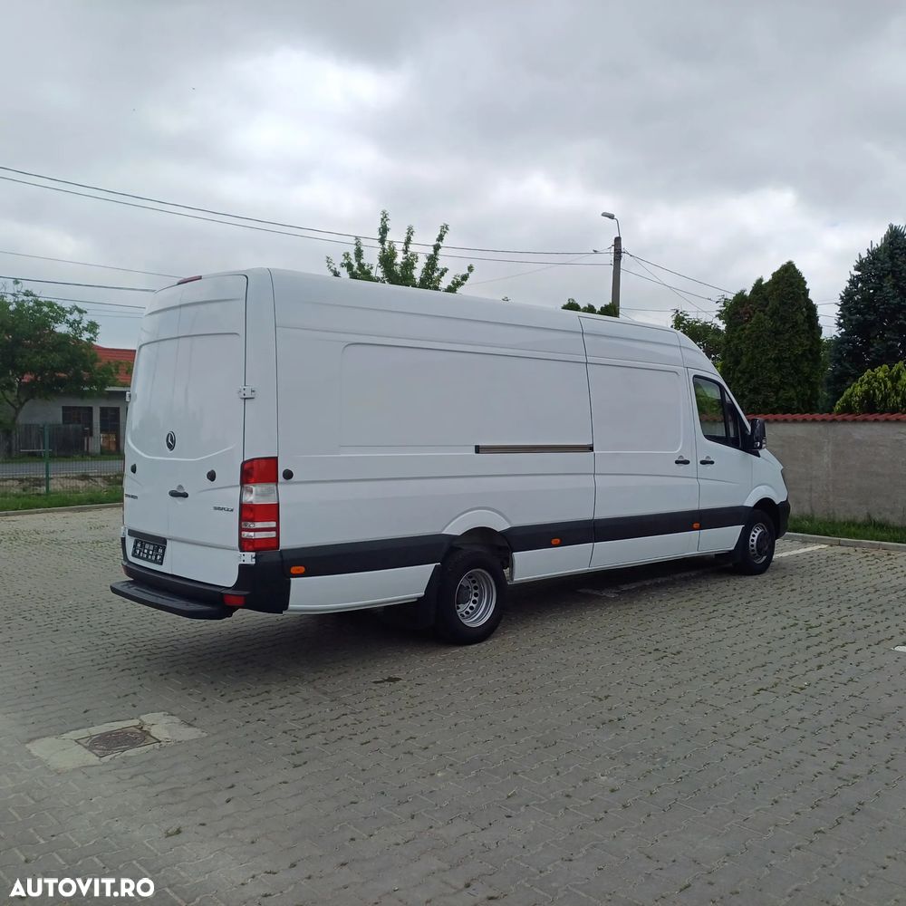 Mercedes-Benz Sprinter - 4