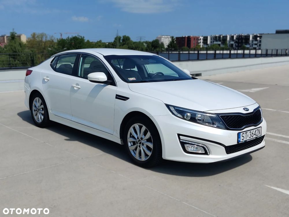 Kia Optima - 14