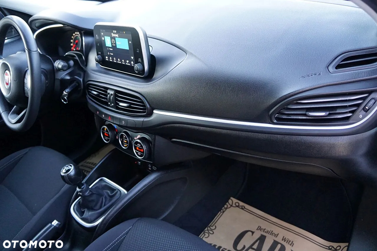 Fiat Tipo 1.4 T-Jet 16v Lounge - 10